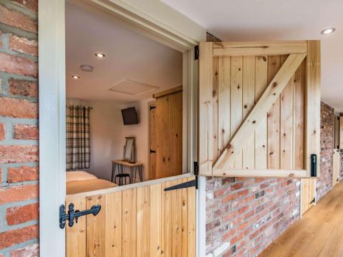 Iekārtas, 2 Bed in Newark oc-87683 in Barnby in the Willows