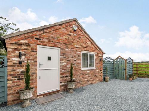 Iekārtas, 2 Bed in Newark oc-87683 in Barnby in the Willows