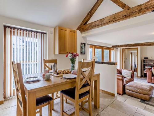 Iekārtas, 2 Bed in Shrewsbury oc-47795 in Condover