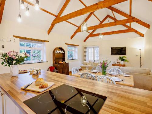Iekārtas, 2 Bed in Barnstaple oc-88125 in Tawstock