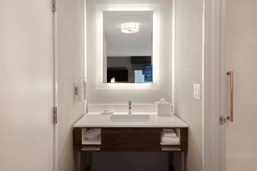 2 bedrooms, 2 beds