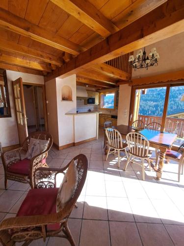 Chalet de montagne proche de Megeve in Saint Nicolas La Chapelle