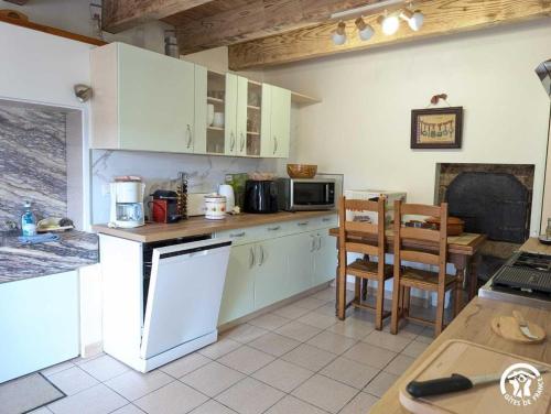 Ferme les taillades in Murat-sur-Vebre