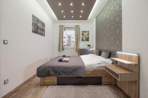 Slate Wood Apartment