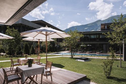 Garden, zelloon boutique hotel in Zell am Ziller