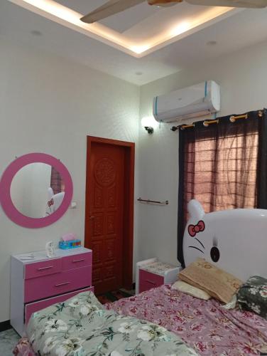 Gen Z Heavens Guest House - Karachi Gen Z Heavens Guest House - Karachi