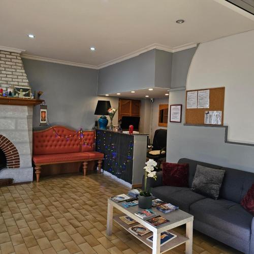 Vestíbulo, Hotel du Commerce et de Navarre in Lourdes