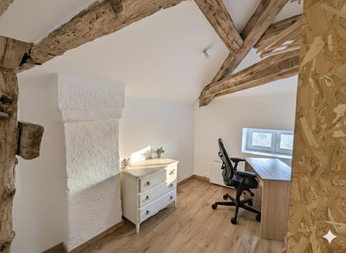 Studio spacieux avec bureau - Calme & Proche Lyon in Irigny