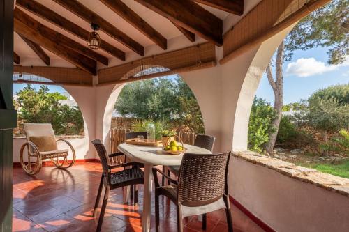 Pons Bosch 2 bedroom house Cala Blanca - image 3