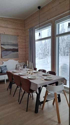 Arctic Giantlog Villa, Rovaniemi