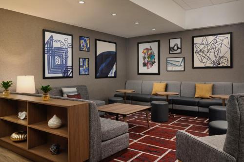 Hyatt Place Tampa Airport/Westshore - image 17
