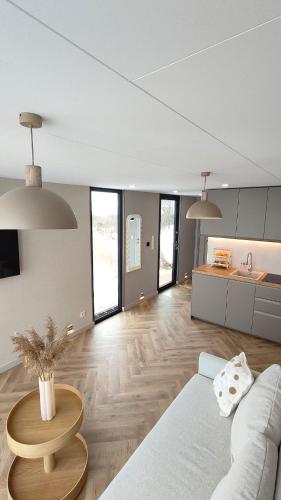 Houseboat - Dom na wodzie in Mrozy Wielkie