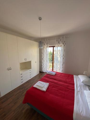 Dea Home Apartment