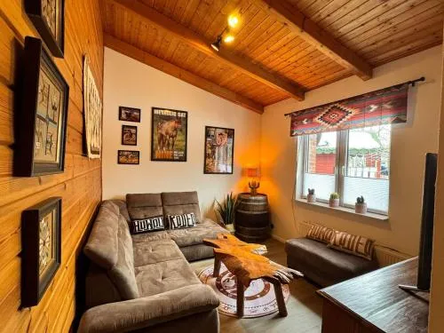 Tiny Rooster Lodge in Alt Duvenstedt, Deutschland