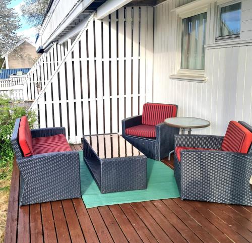 Stay Together in One Spacious 3 Storey Home Private Comfortable Ideal for Groups in Kristiansand