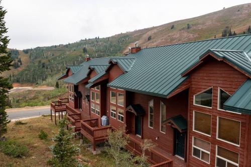 Viesnīcas āriene, Moonridge Ski Haven MR6 Mtn Biking On Powder Mtn in Eden (UT)