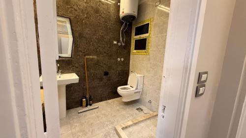 Garden View & Abdeen Palace 2BR & 2 Bathrooms - Downtown Cairo - image 11