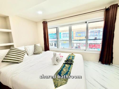 PSA Palace Khaosan Room Type - Double Room with Shared Bathroom