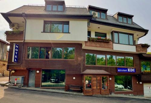Family Hotel EDI, Sofia
