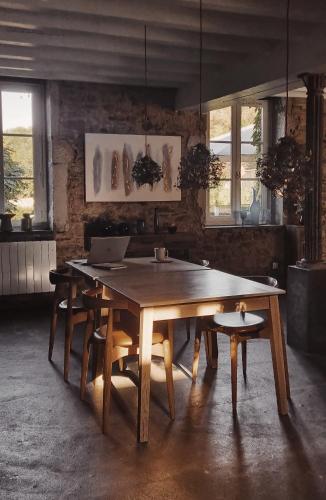 Спільний лаунж/ТБ зона, Annexe du Moulin Renaudiots - Havre de paix Luxe et Nature in Отун