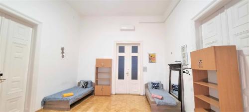 Daylight Apartment 3