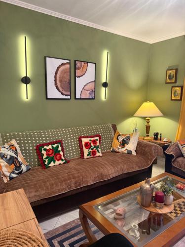 4 Seasons Apartment