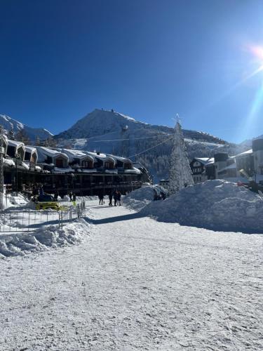 Paradiso delle Nevi - Sestriere Paradiso delle Nevi - Sestriere