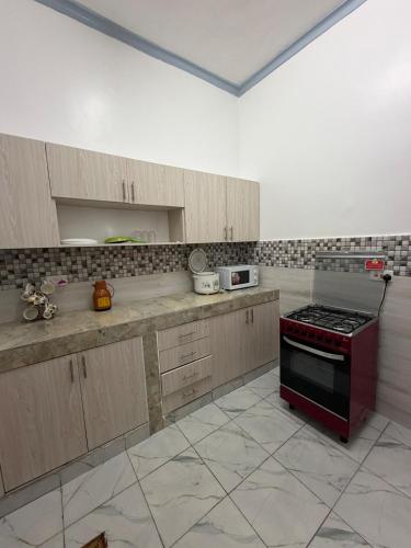 Luxury 2BR Apartment with AC, WiFi, Hot Showers in Malindi