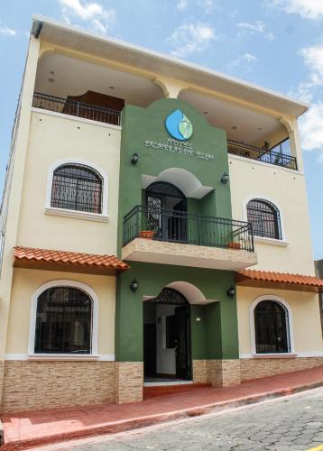 入口, Hotel Palmeras de Elim in 马塔加尔帕