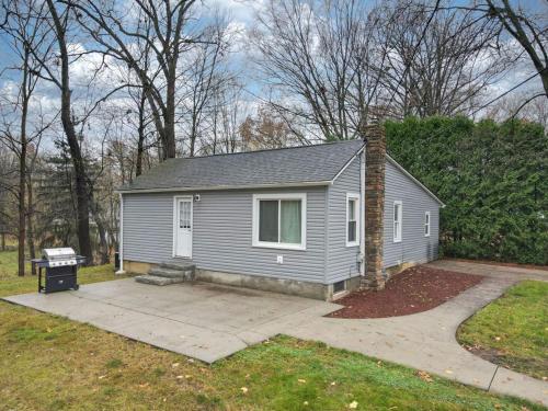 3 BRM Quiet Retreat Near Blossom in Stow (Ohio)