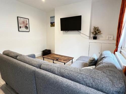 Coastal 2BR Retreat in Colwyn Bay gîte à louer Colwyn Bay Community Hospital