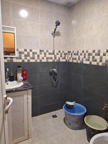 Nawal's guest house in 아드라