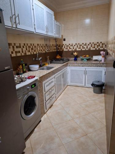 Nawal's guest house in 아드라