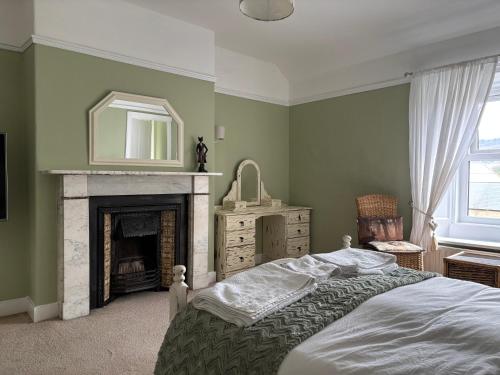 Thropton Demesne Farmhouse B&B in Thropton