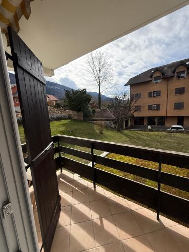 Le Genev Altitude - Studio Lumineux - Vue Montagne in Collonges-sous-Saleve (Rhone-Alpes)