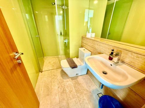 Vortex klcc by DMK Luxury suites Apartment - image 3