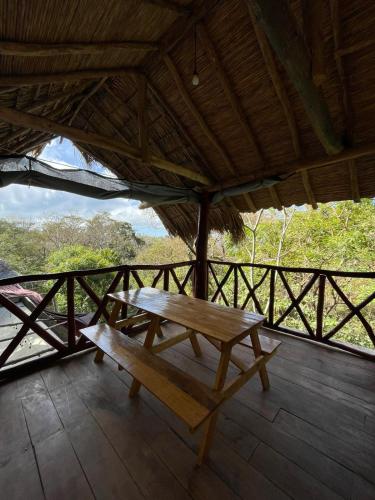 Oprema, Itsalifestyle Jungle Cabana in Playa Maderas