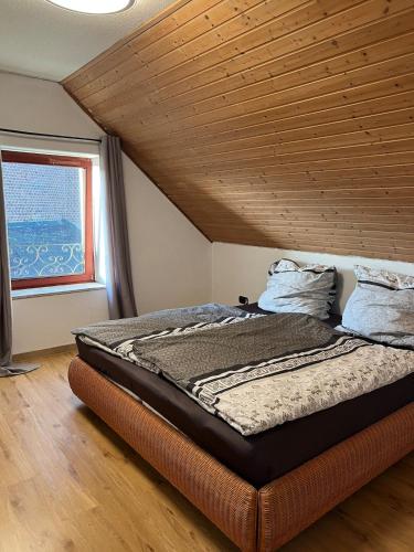 Helles Apartment mit Balkon in Kempen, Deutschland