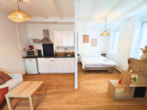 virtuve, L'Horizon - AbsoluteHome in Croix