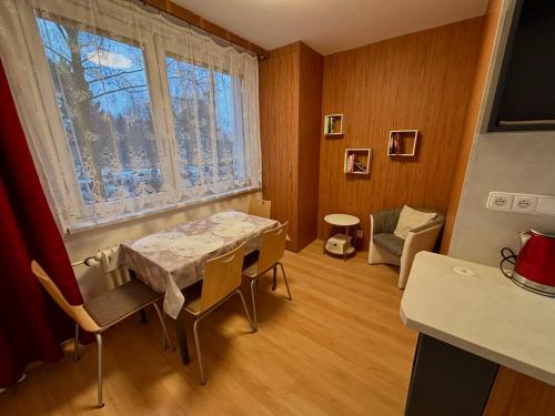 Apartment Fialka in โนวา อูลิเช