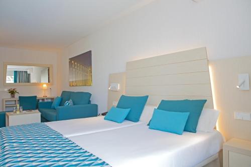 Hotel Luxor - image 9