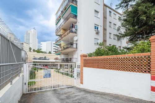 Casablanca 2-D Apartment Levante Beach - image 2