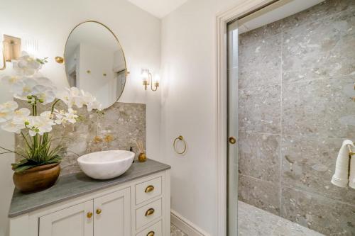 2 Bed in Bath oc-bhr25, Бат (фото 9)