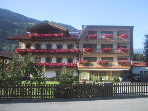 Hotel Garni Elisabeth Zell am Ziller