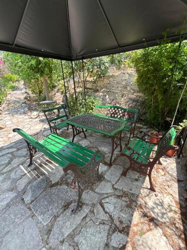 Lantana Stone House in Lemona
