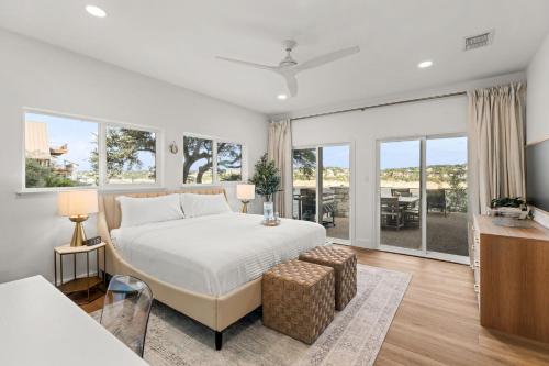Chasing Summer - Private Lakefront Luxury on Lake in Point Venture (TX)