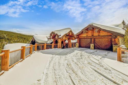 Experience luxury at Clowsgill Holme, a spacious 5-bedroom retreat in Breckenridge! – khách sạn tại Sally Barber