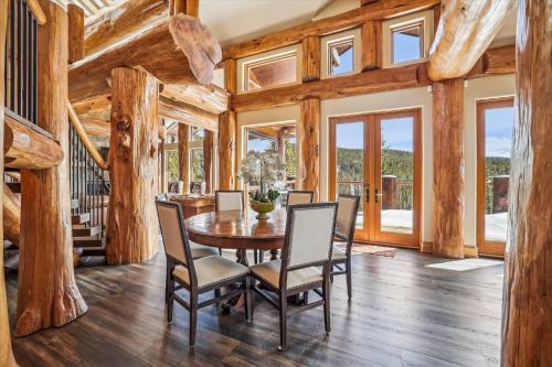 Experience luxury at Clowsgill Holme, a spacious 5-bedroom retreat in Breckenridge! in Sally Barber
