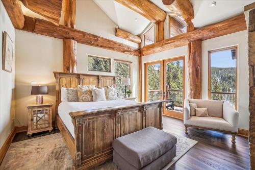 Experience luxury at Clowsgill Holme, a spacious 5-bedroom retreat in Breckenridge! in Sally Barber