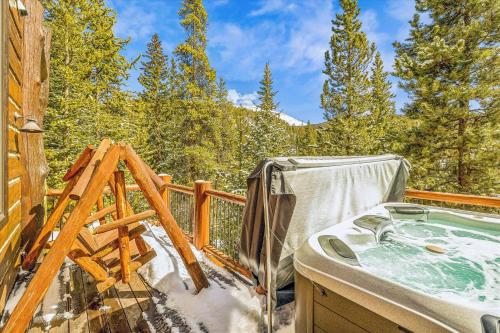 Experience luxury at Clowsgill Holme, a spacious 5-bedroom retreat in Breckenridge! in Sally Barber